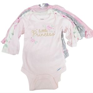 Gerber baby girl onesies 5pack 3-6 Months